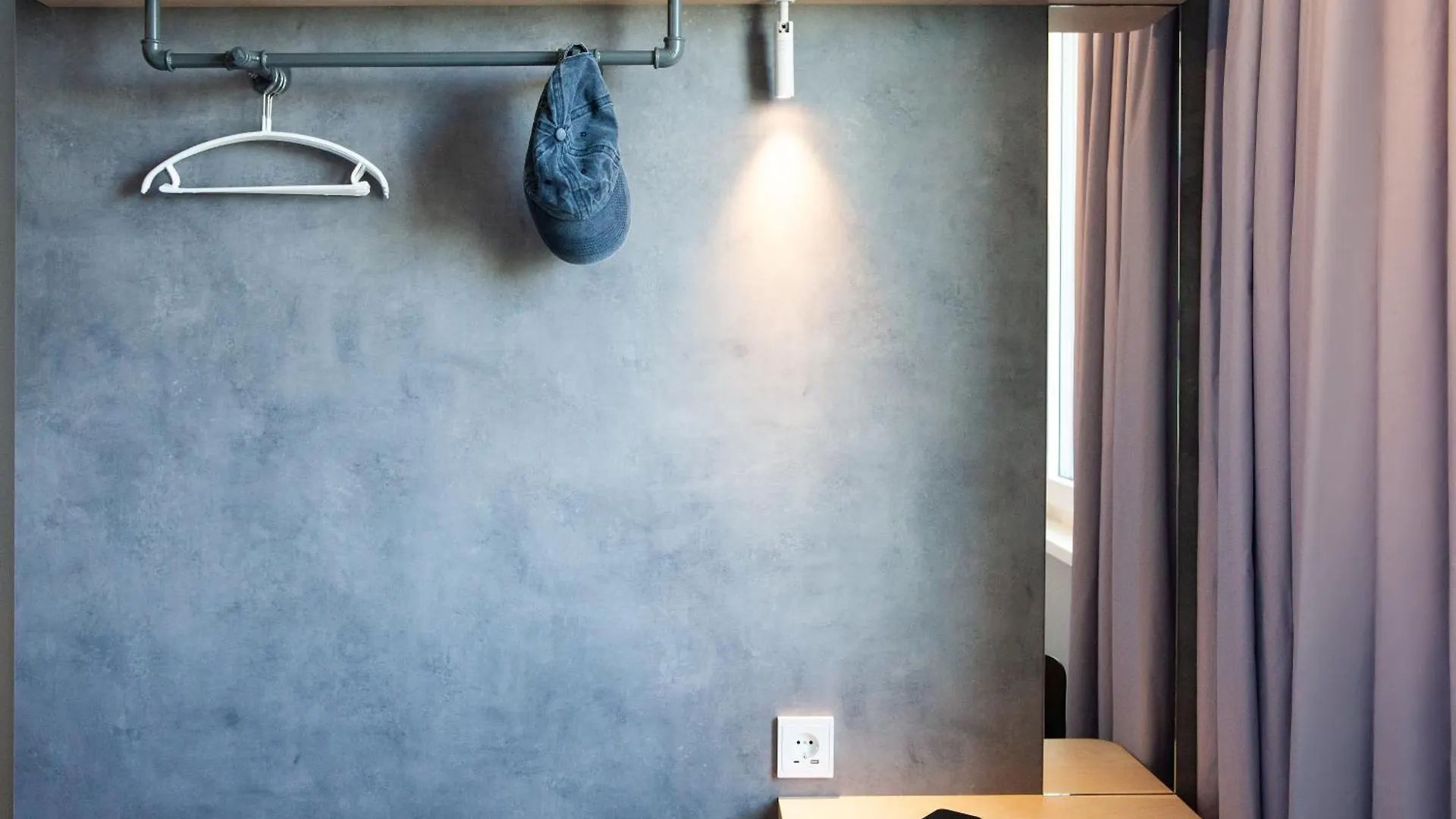 Ibis Budget Hotel Berlin Airport ドイツ