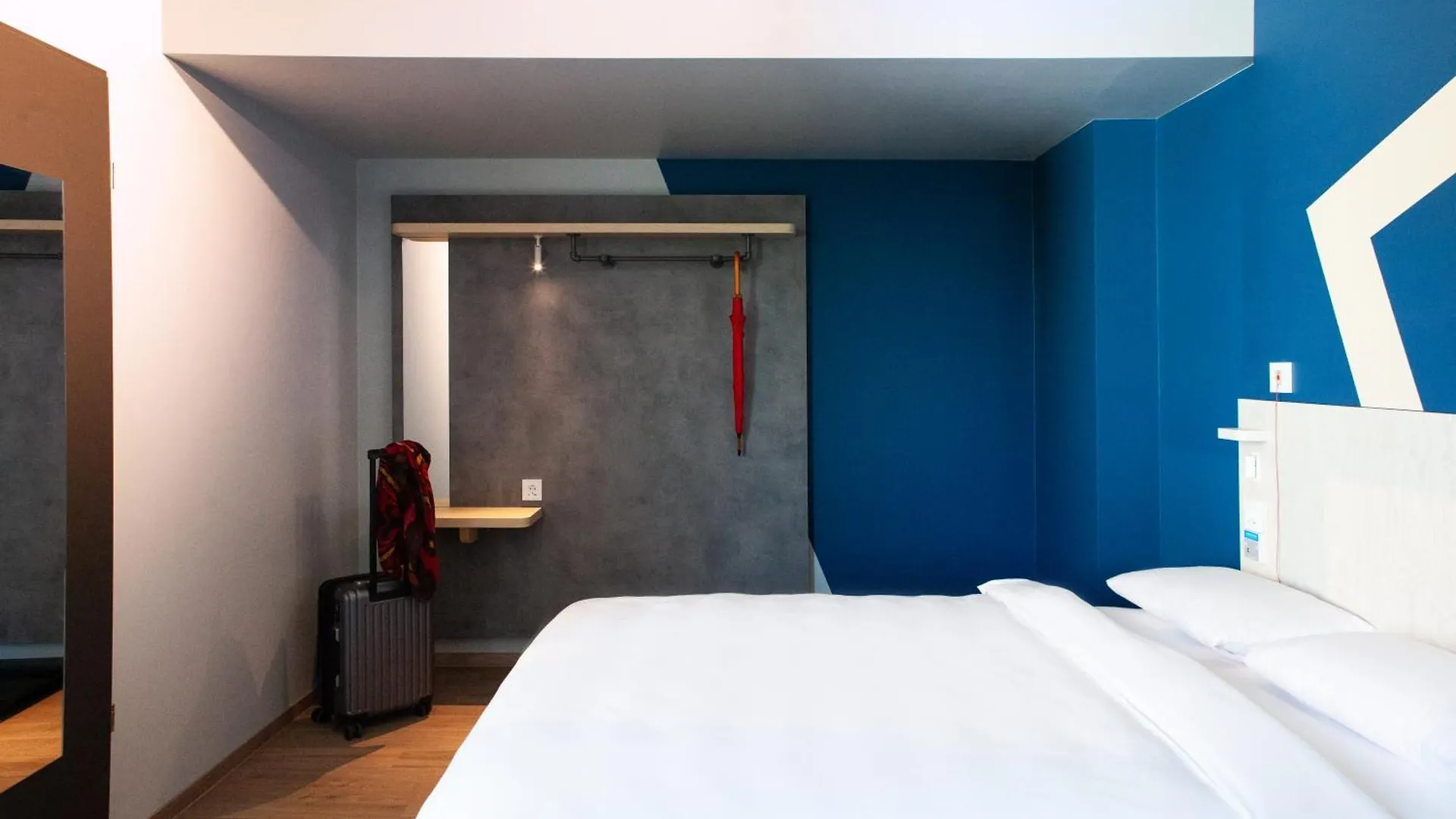 Ibis Budget Hotel Berlin Airport 0*,  ドイツ